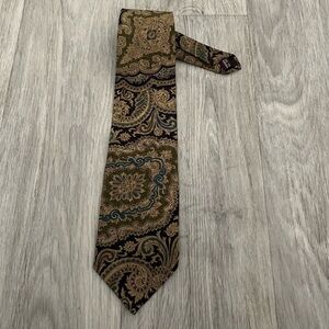 RAPHAEL ROMA MILANO ITALY MEN'S NECK TIE FINE HANDMADE 100% SILK